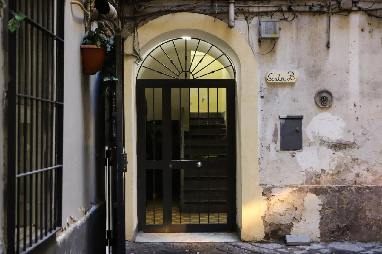 Cozy Apartment In Piazza Cavour By Wonderful Italy Napoli Eksteriør billede